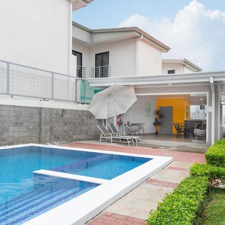 Boulevard Park Apto #27 - 2Bdrm - Selena Segura เอเรเดีย ภายนอก รูปภาพ